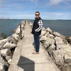 Meet your Posher, Joel